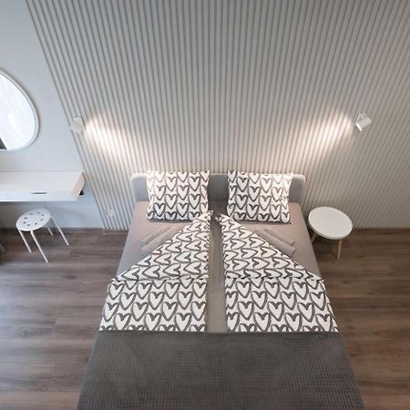 Scandinavian apartment Elegant Leópolis Exterior foto