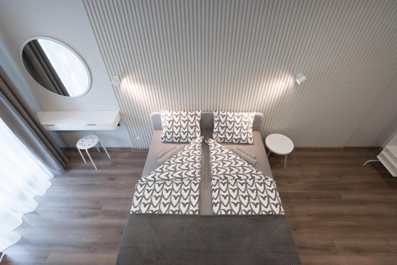 Scandinavian apartment Elegant Leópolis Exterior foto